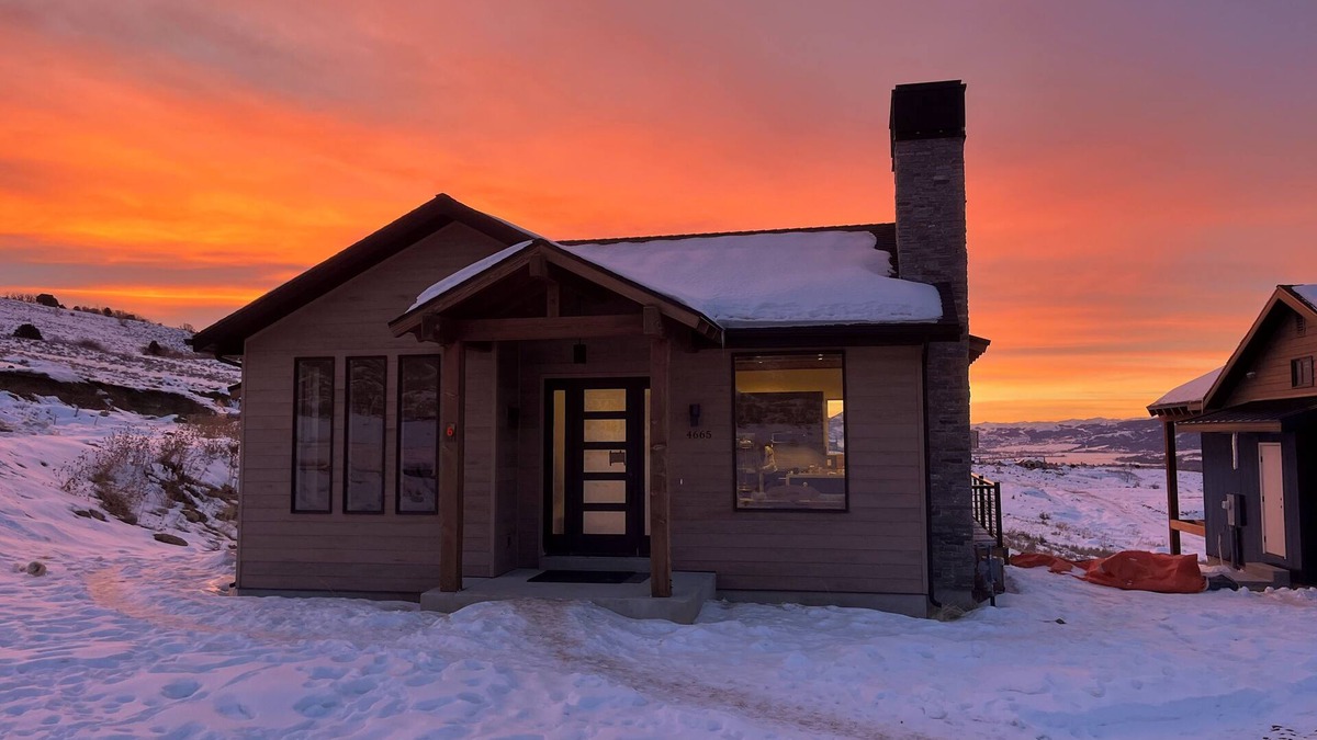 Eden Cottage | Amazing new 2-bedroom w/loft modern cabin in Eden, in Wolf Creek, at Powder Mtn