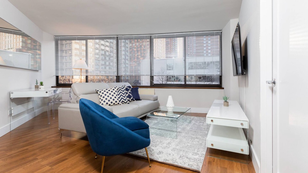 Upper East Side Apartment | Amazing New UES Luxury 2 Bed w/Gym, Pool #6142