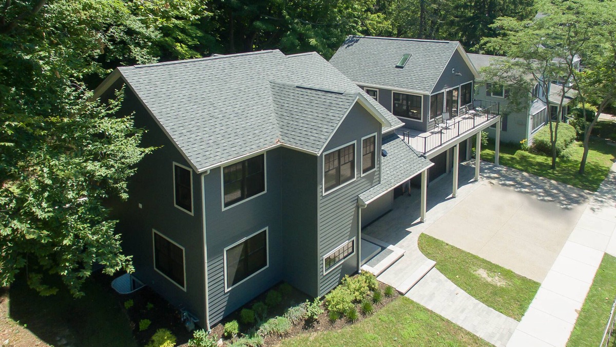 Saugatuck House | AMAZING NEWER HOME WITH LAKE VIEWS, steps away from shops and restaurants.