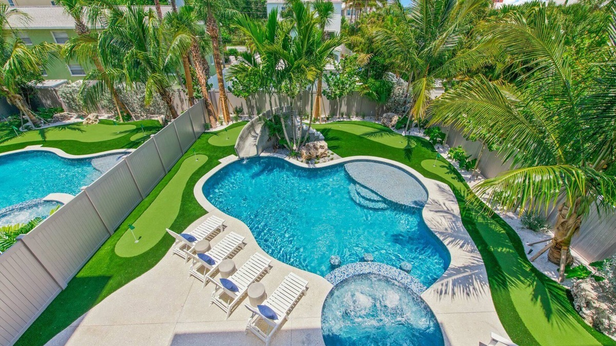 Siesta Key House | Amazing Ocean Views, Steps to Beach, Pool w/Waterslide, 6 Hole Mini Golf Course