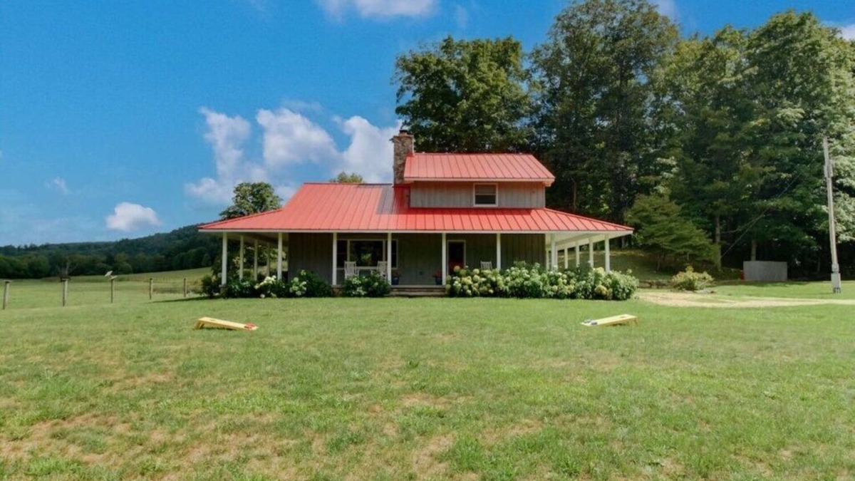 Warm Springs House | Amazing Riverside Home on the Jackson River just 10 minutes from Warm Springs!