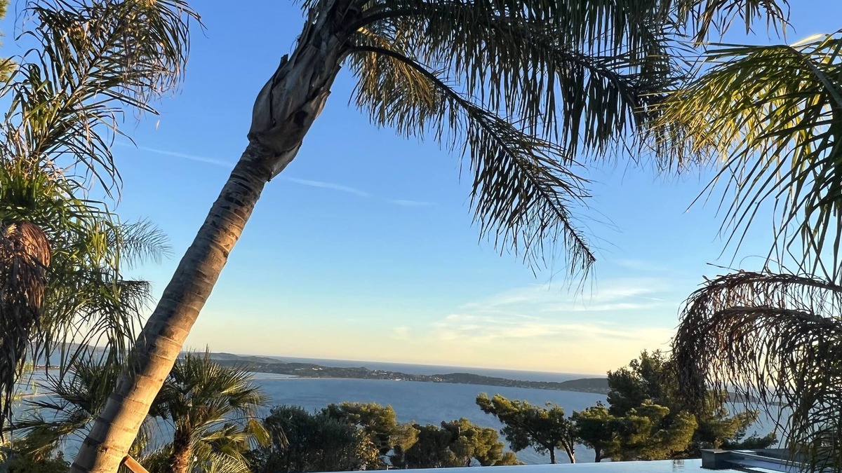 Carqueiranne Villa | Amazing sea view