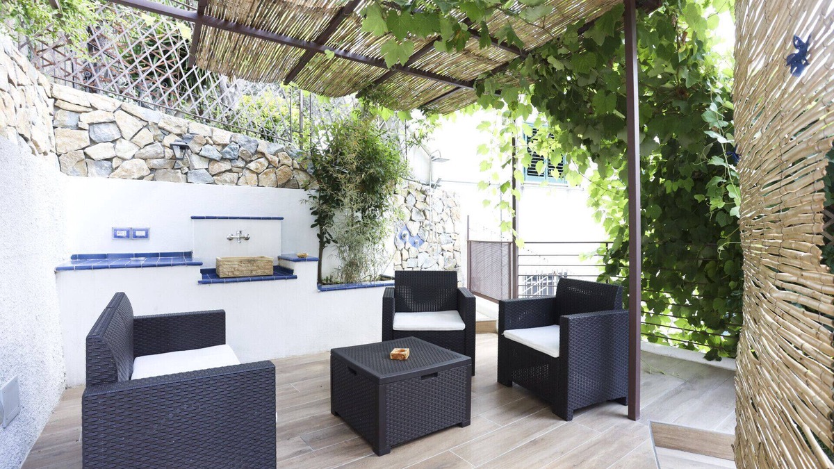 Benincasa Apartment | Amazing Seaview Apartment with garden