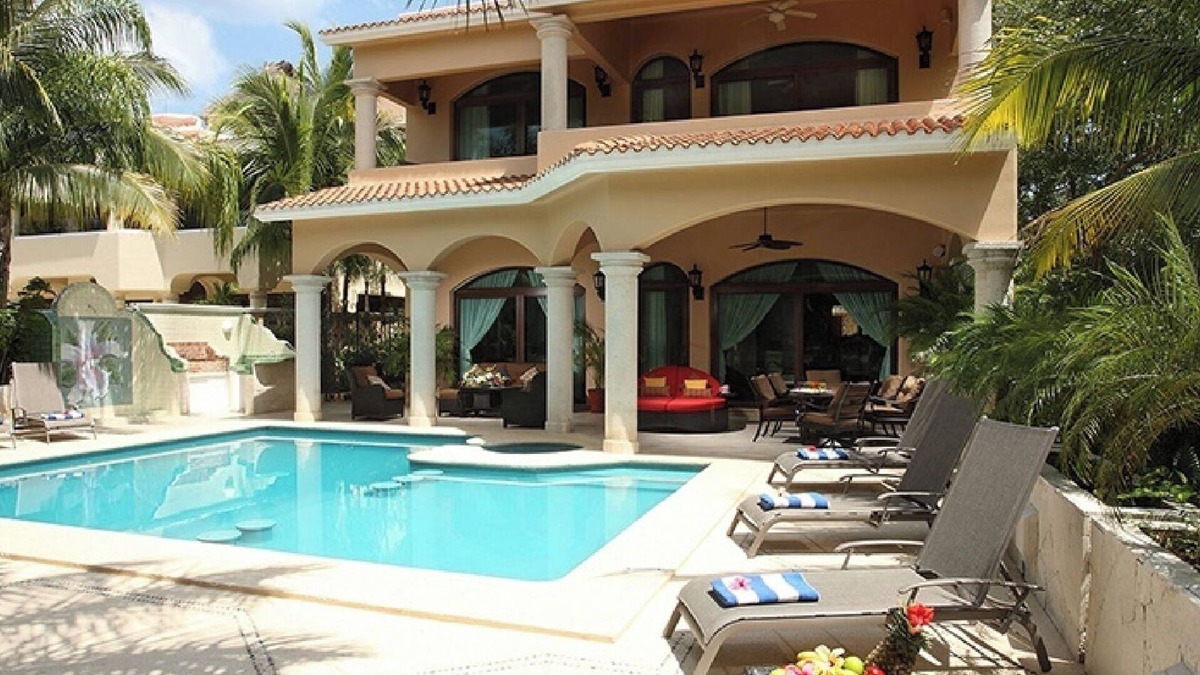 Puerto Aventuras Villa | Amazing spacious Mexican-decorated Villa with Private Pool & 10 mins. from beach