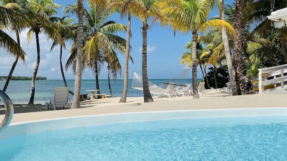 Rum Point House | Amazing Sunset, Beachfront, Waterfront, Gorgeous Ocean Views with Private Pool