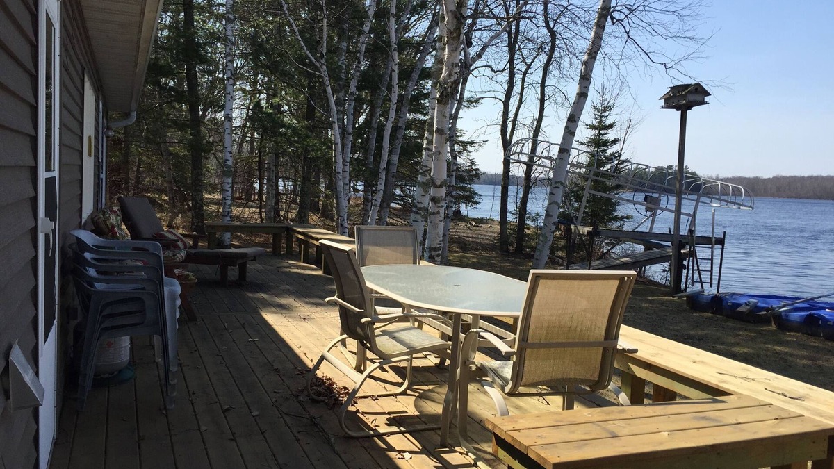 Winter House | Amazing Sunsets, Peaceful, Well Maintained Lake home on Beautiful, Barker lake