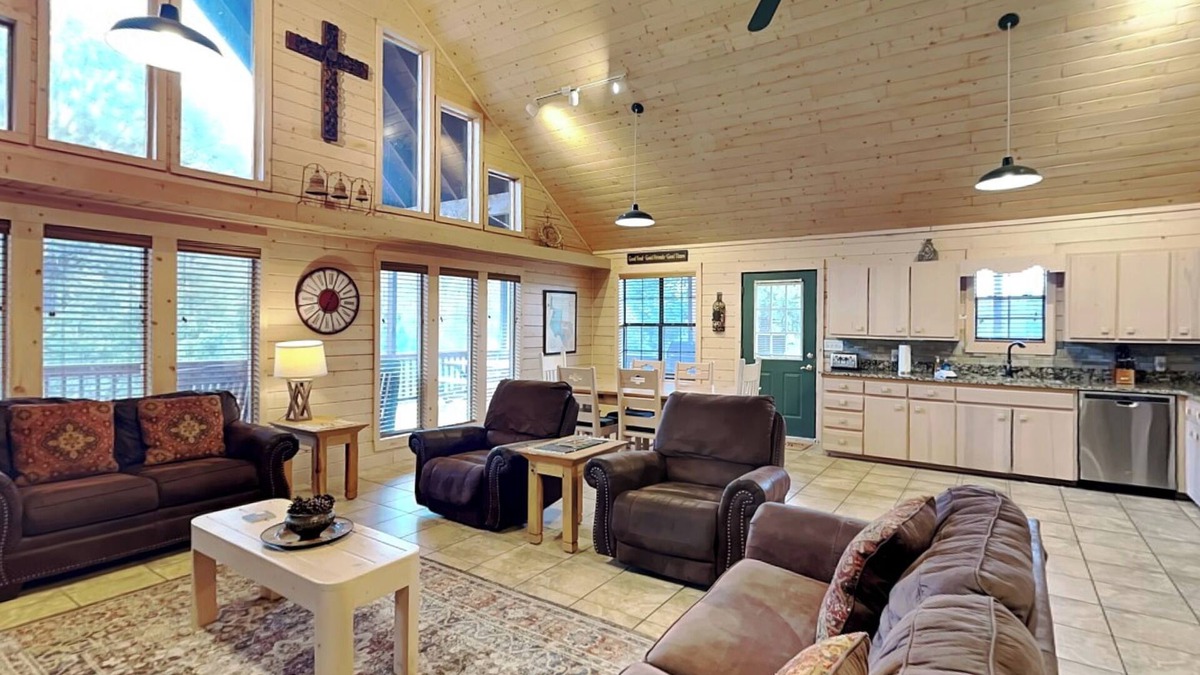 Alto Cabin | Amazing view! Cozy fireplace, covered hot tub, w. bonus loft