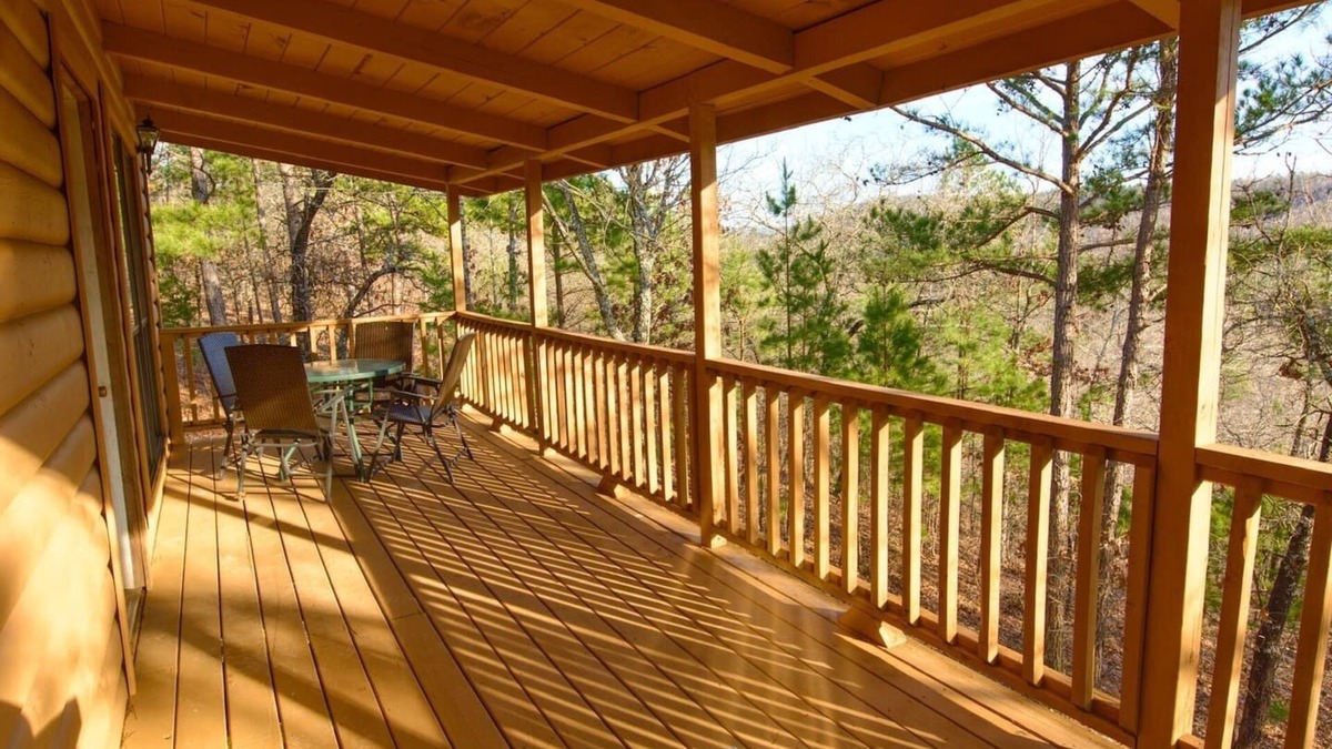 Board Camp Cabin | Amazing View! Ride to trails. Perfect monthly stay