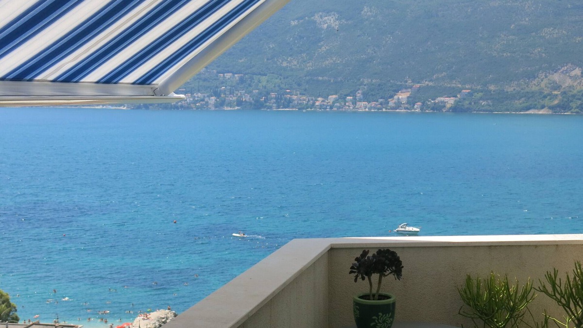 Topla Apartment | AMAZING VIEWS APARTMENT, 5 min beach