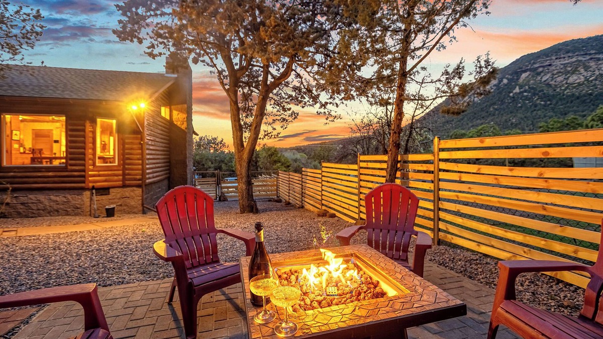 Payson Cabin | Amazing Views Cabin! memories await you in this dog friendly retreat!
