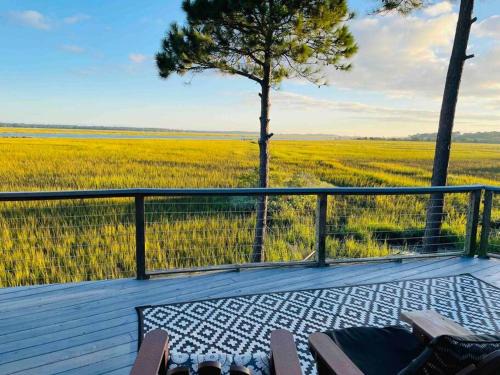 Folly Beach House | Amazing views! Hot tub! 5 beds! Walk to beach!