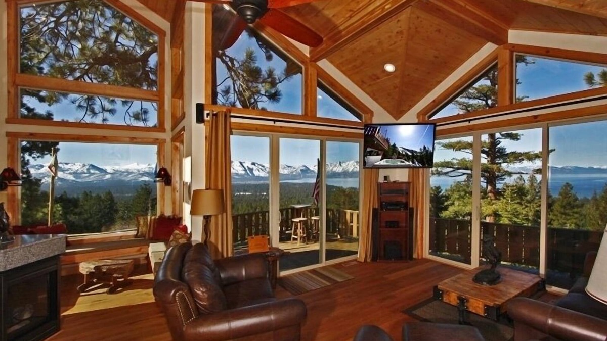 South Lake Tahoe House | Amazing Views! Luxury Retreat-Sleeps 14nDo Not Book before contacting the Owner!