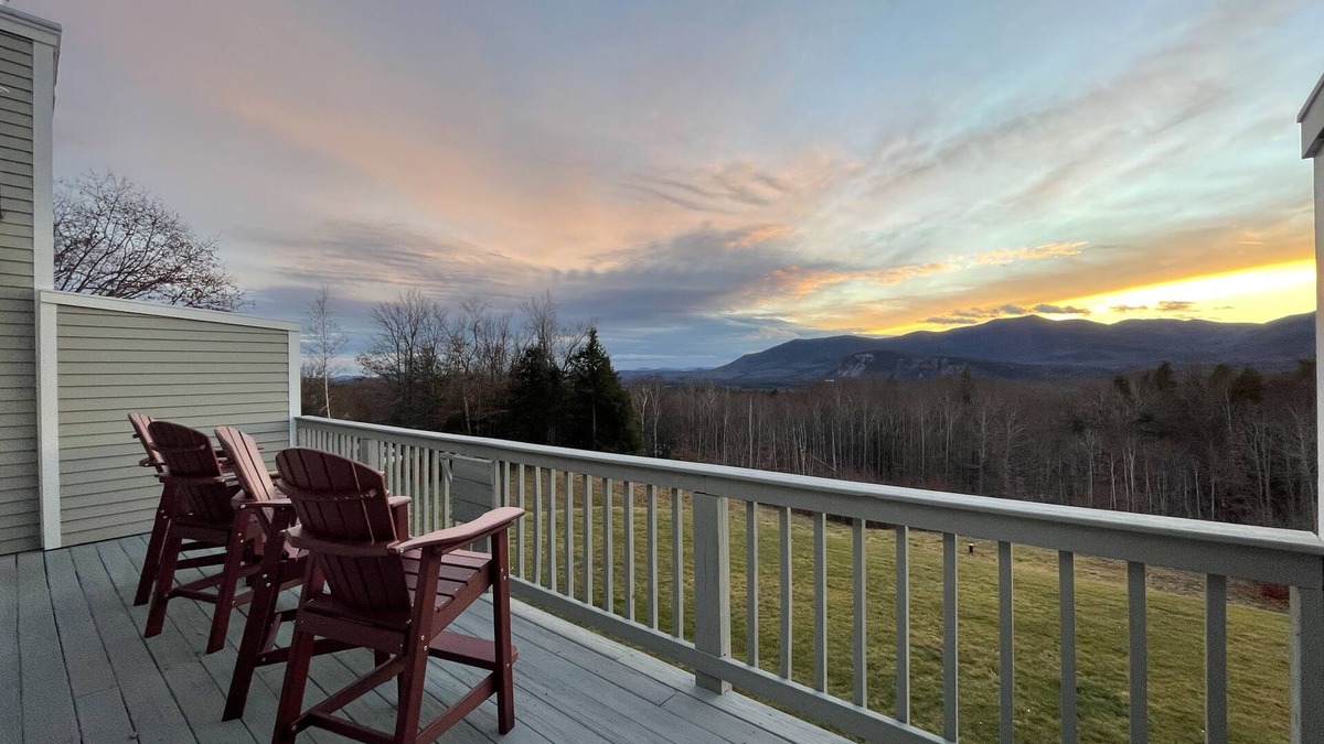 Intervale Condo | Amazing Views, Peaceful Surroundings, Yet Minutes From All The Fun. 3/2