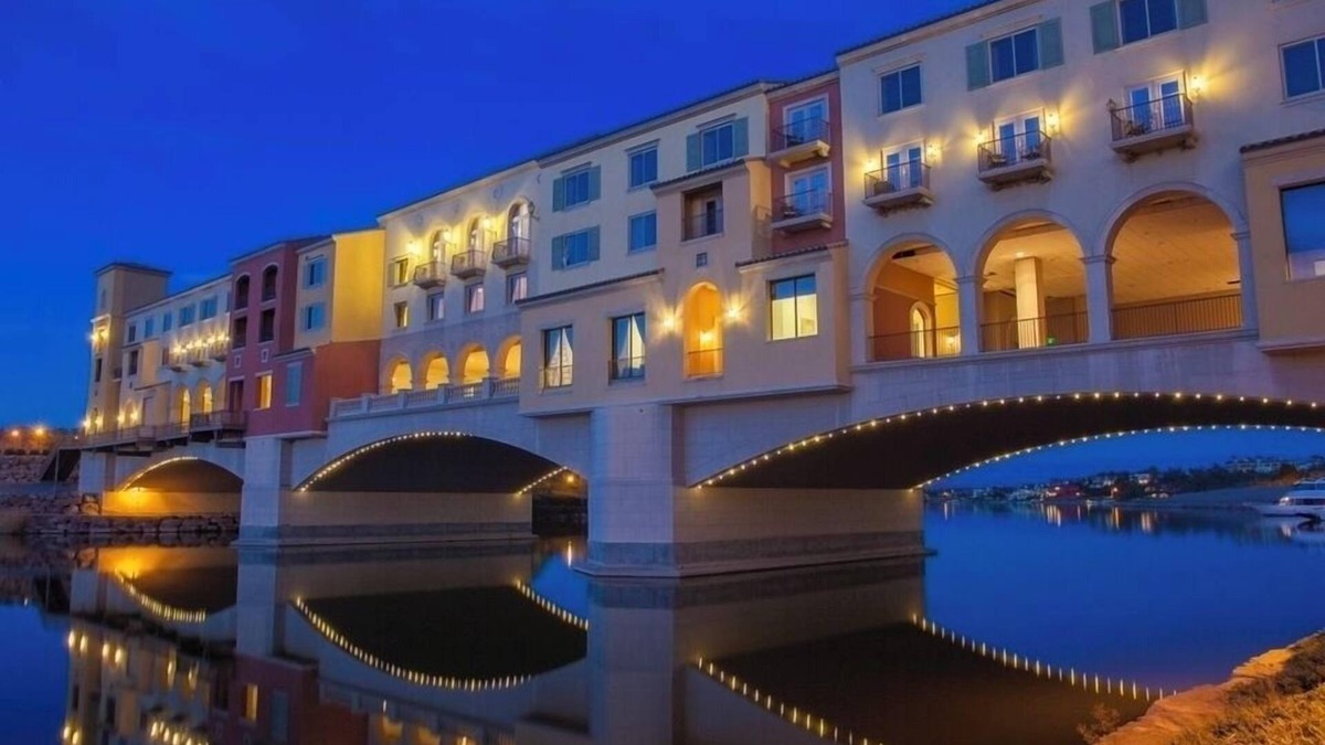 Lake Las Vegas House | Amazing Views & Pool - Lake Las Vegas Retreat