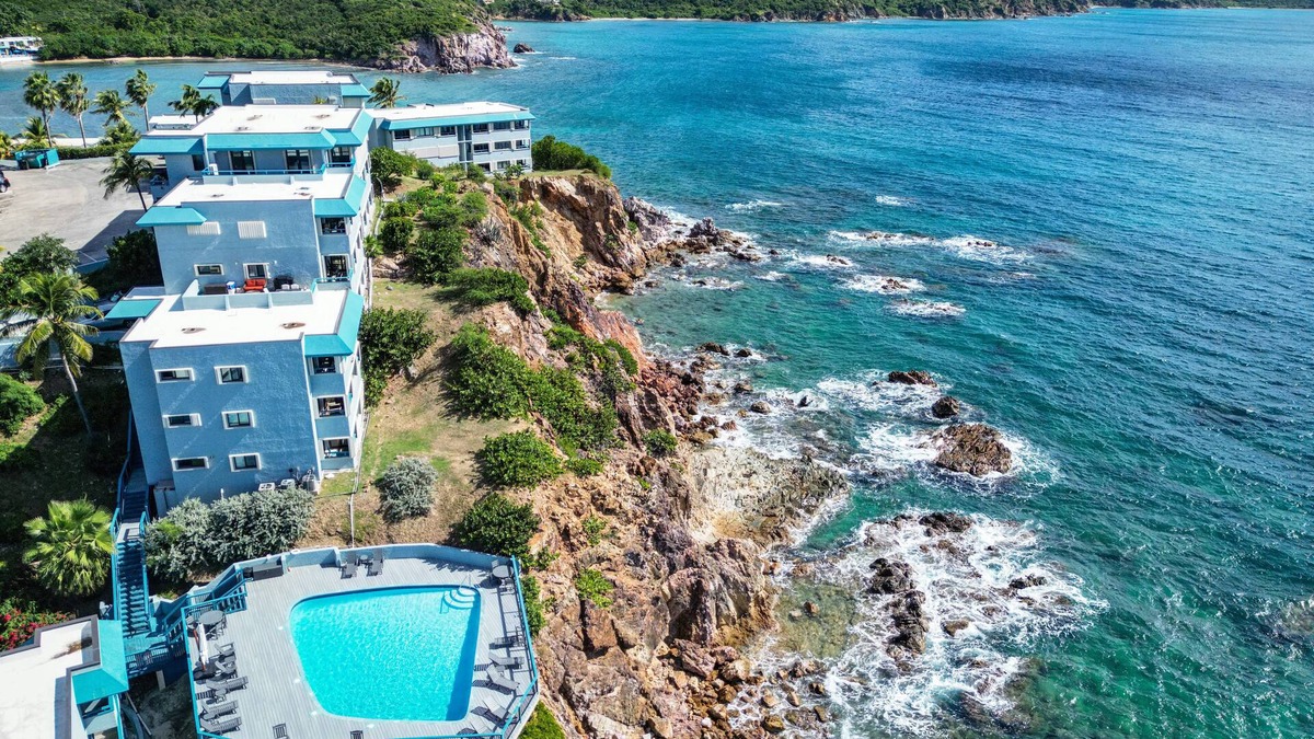 Bolongo Bay Condo | Amazing views! Spacious 2 BR,2 bath ocean front villa with 3 pools,2 restaurants