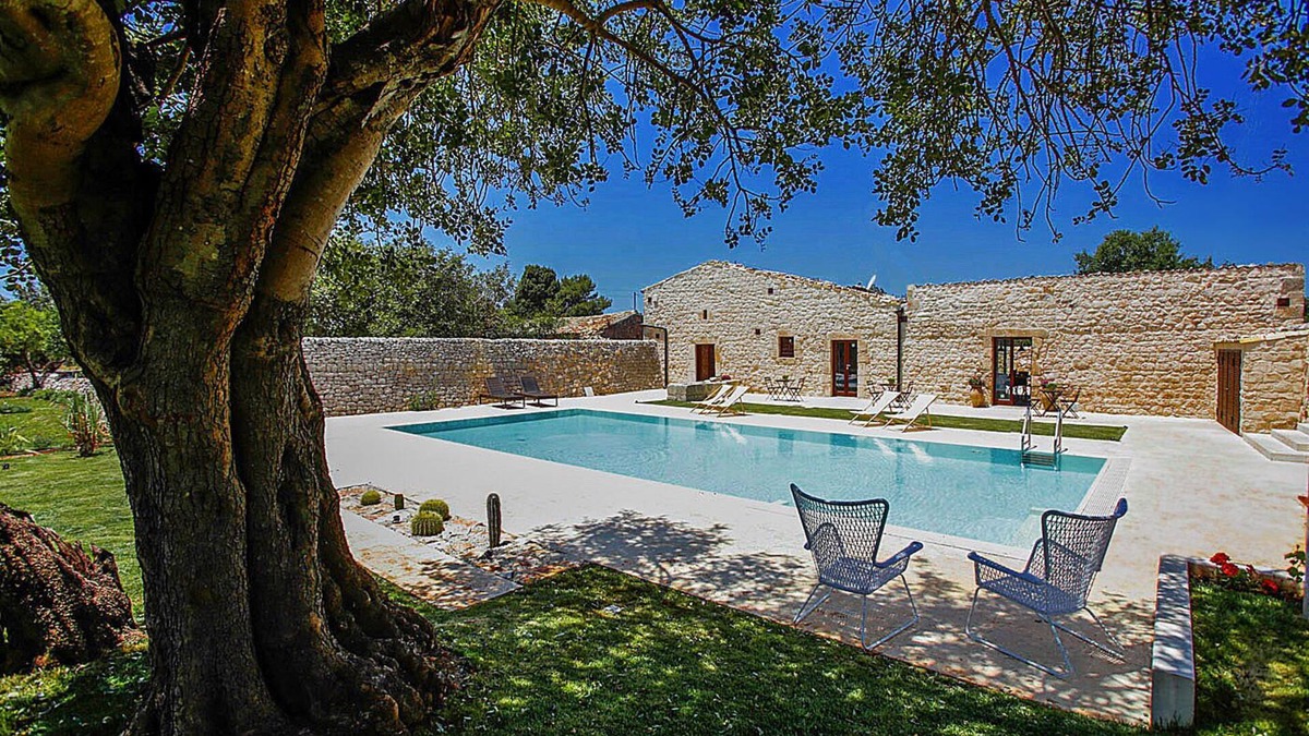 Scicli Villa | Amazing villa w/private pool, 4 bedrooms w/ensuite, max relax