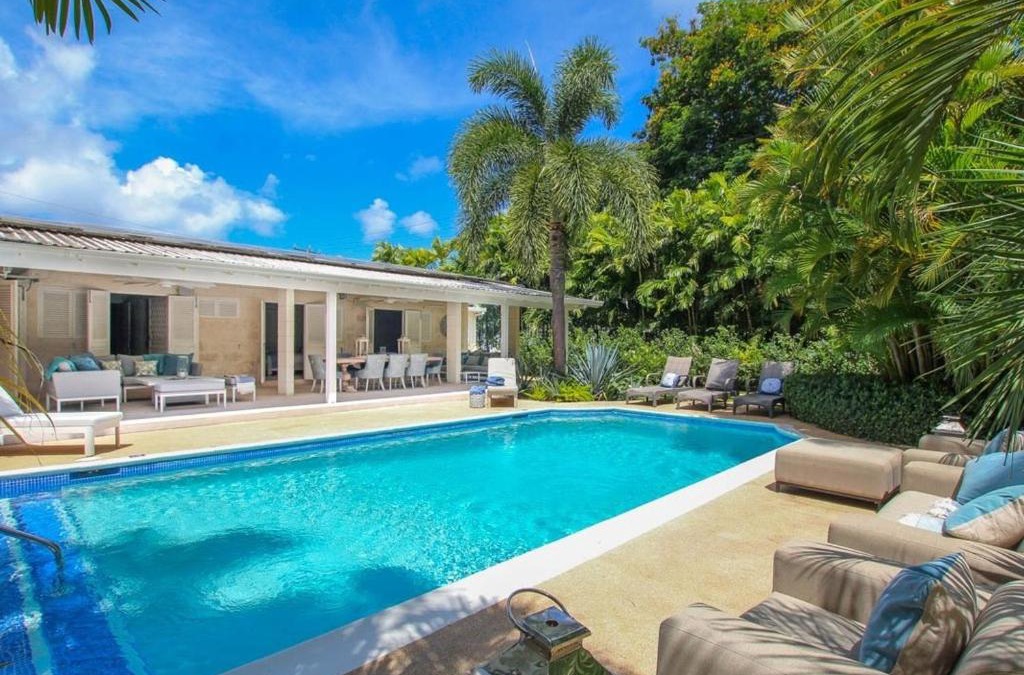 Mullins House | Amazing Villa with Pool 5 mins from Beach - Palm Grove 1 home by Bluescape