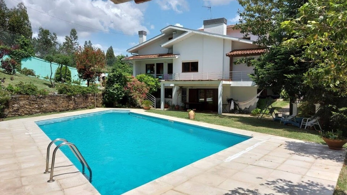 Gondomar Villa | Amazing Villa with Pool, Tennis Court, 15 minutes from Porto, in Nature