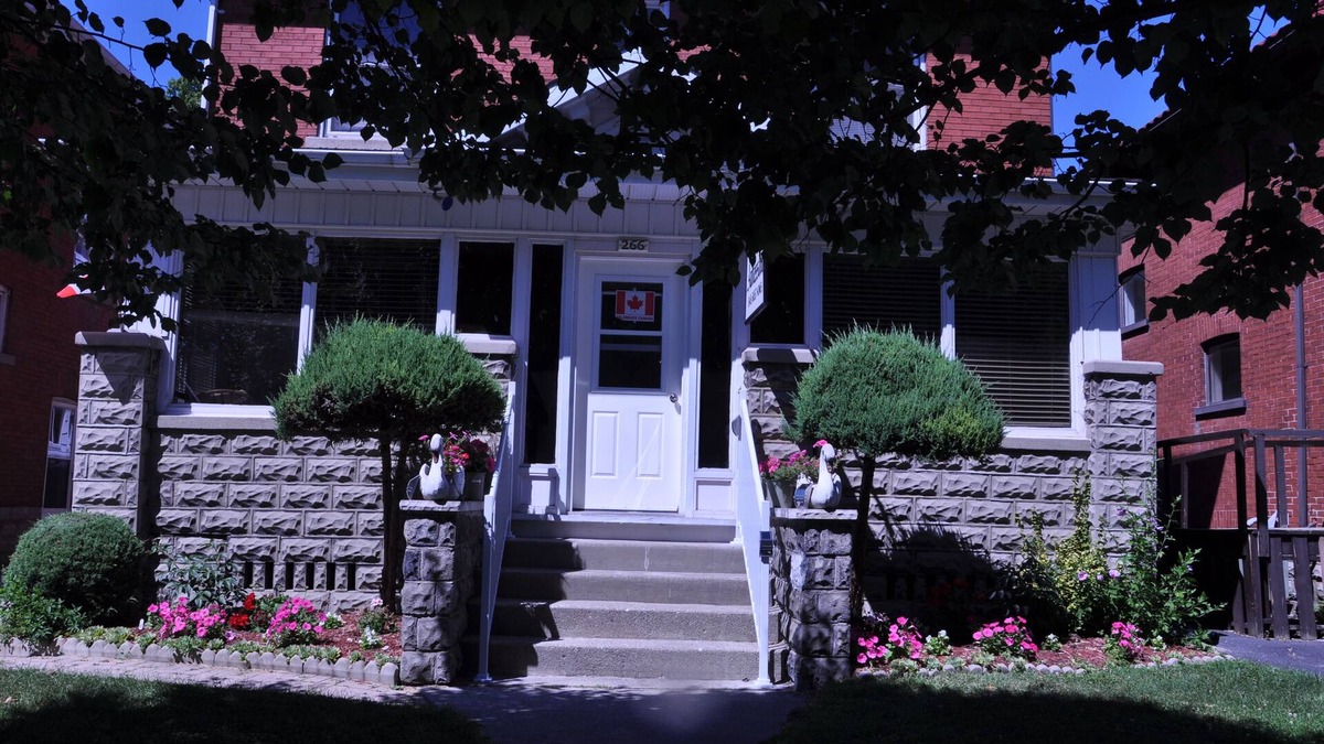 Stratford House | Ambassador B & B Guest Home