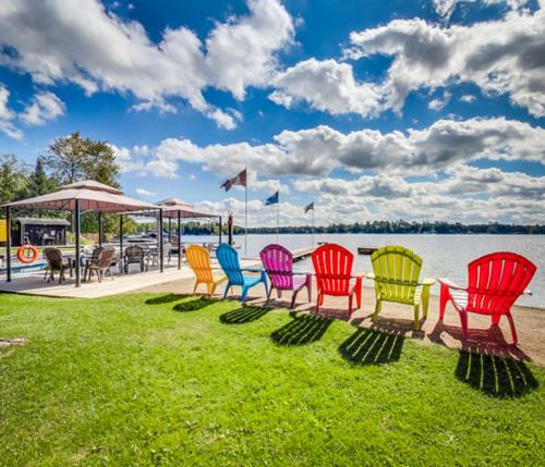 Bobcaygeon Resort | Ambleside Cottage Resort