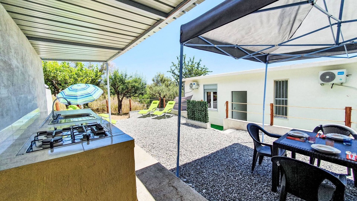 Librizzi House | Ambra Sicilia by Interhome