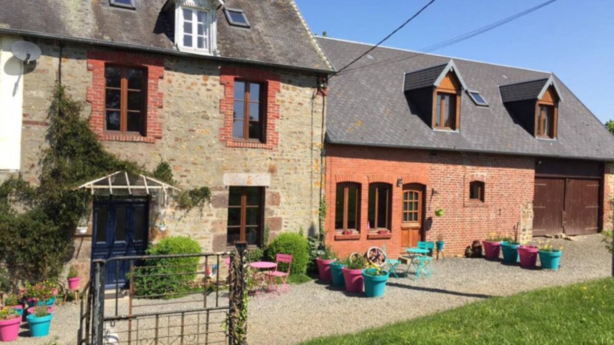 Percy-en-Normandie House | Amelia Gite centrally located in Normandy near Mont St Michel and D Day beaches