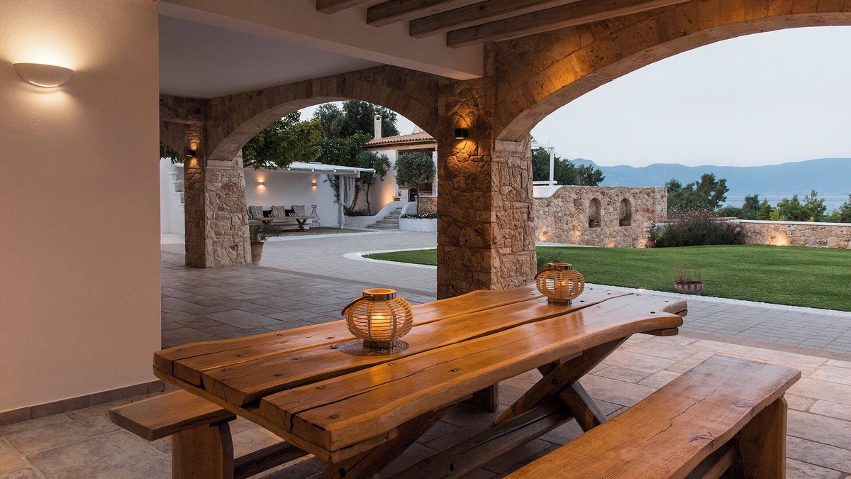 Arkitsa Villa | Amelia Villa Collection