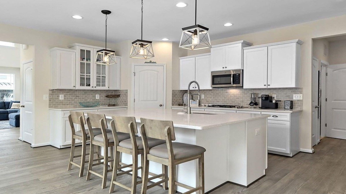 Frankford House | AMENITIES GALORE 5 Bedroom Townhome Ocean View Beach Club