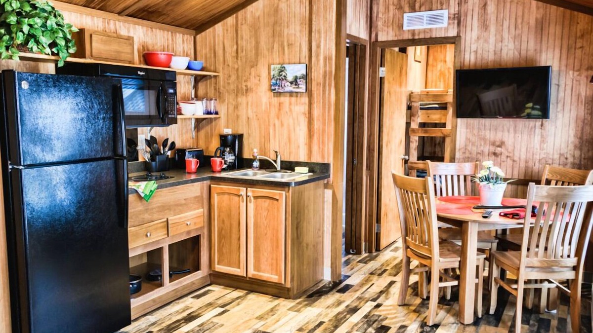 Norge Cabin | American Heritage RV Park