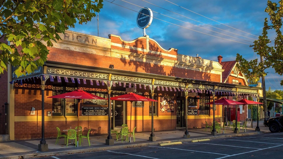 Creswick Hotel | American Hotel Creswick