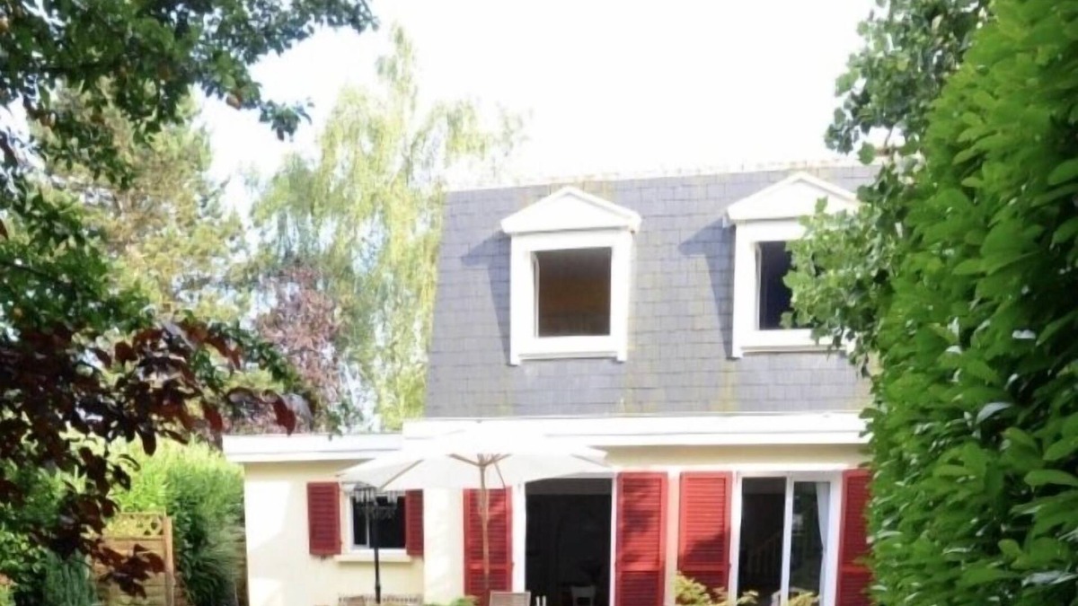 Lesigny House | AMERICAN house at 20 minutes Disneyland with swimming pool