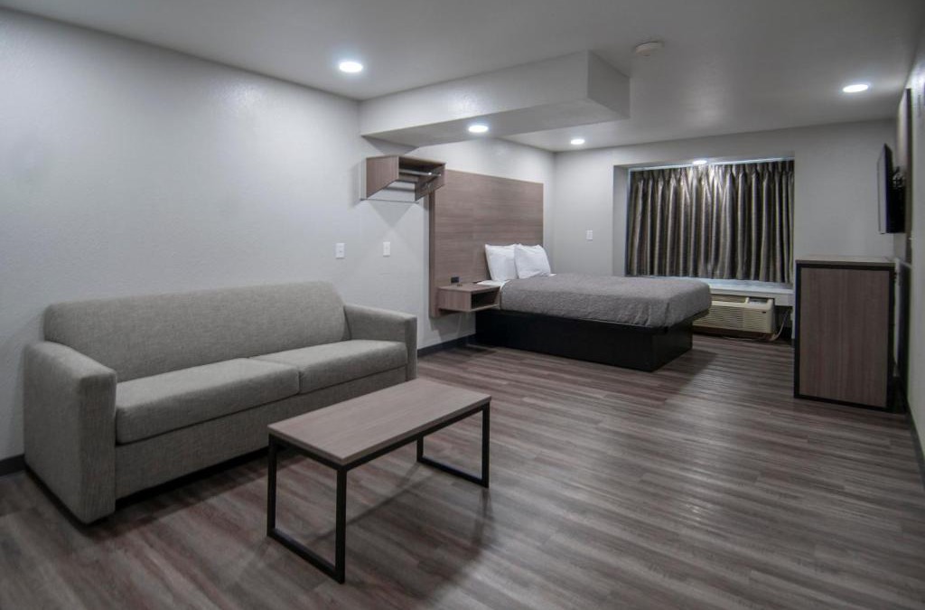 Lake Charles Hotel | Americas Best Value Inn and Suites Lake Charles