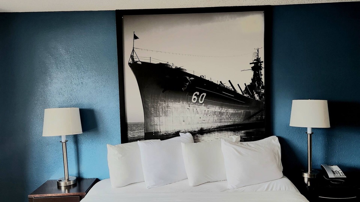 Phenix City Hotel | Americas Best Value Inn & Suites Phenix City