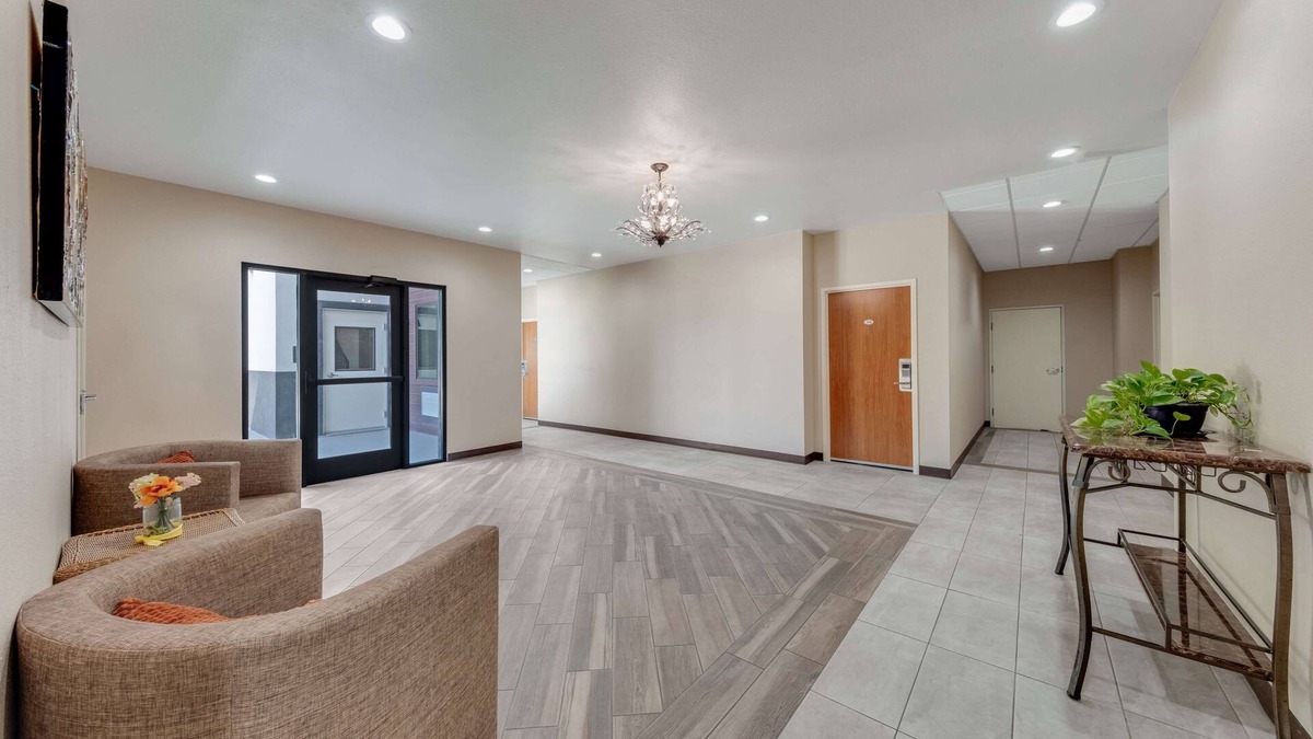 Eastside Promise Neighborhood Hotel | Americas Best Value Inn San Antonio Downtown Riverwalk