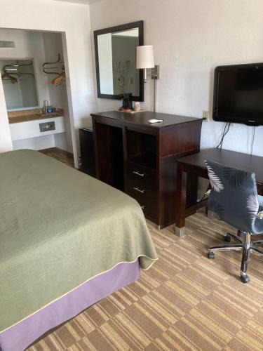 Clute Hotel | Americas Best Value Inn Clute