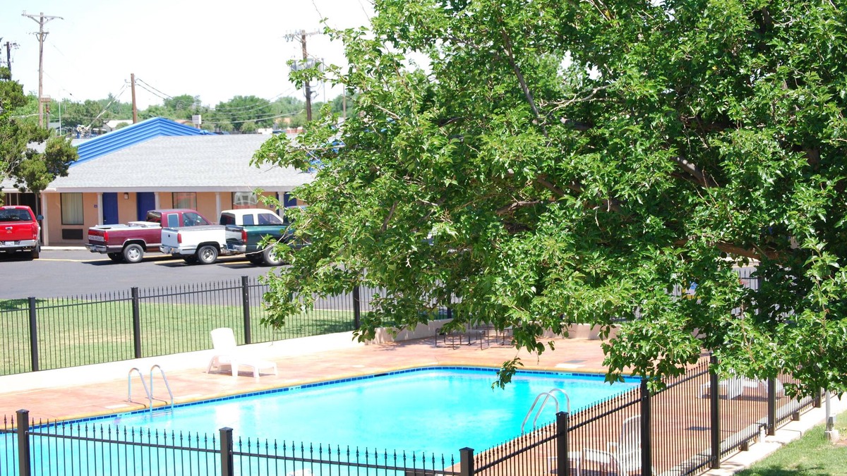 Lubbock Hotel | Americas Best Value Inn Lubbock E
