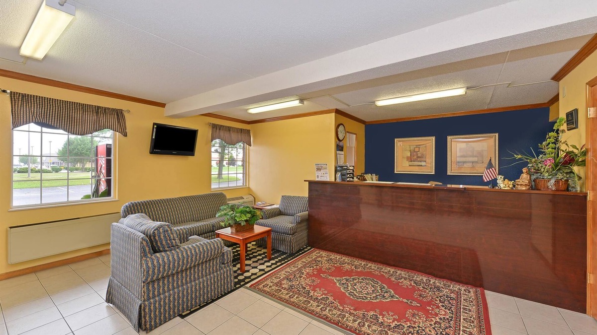 Maumee Hotel | Americas Best Value Inn Maumee Toledo