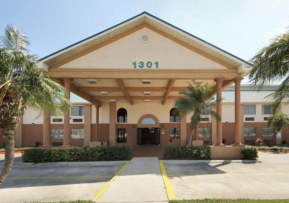 Pharr Hotel | Americas Best Value Inn Pharr/McAllen