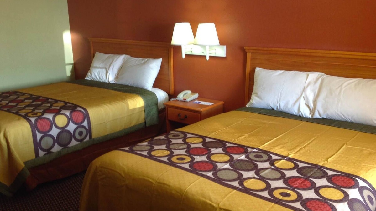 Pryor Hotel | Americas Best Value Inn Pryor