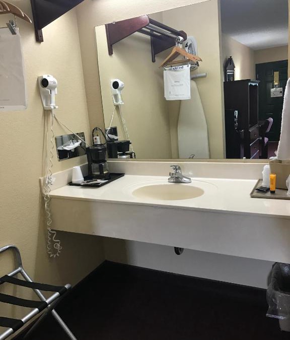 Maumelle Hotel | Americas Best Value Inn & Suites - Little Rock - Maumelle