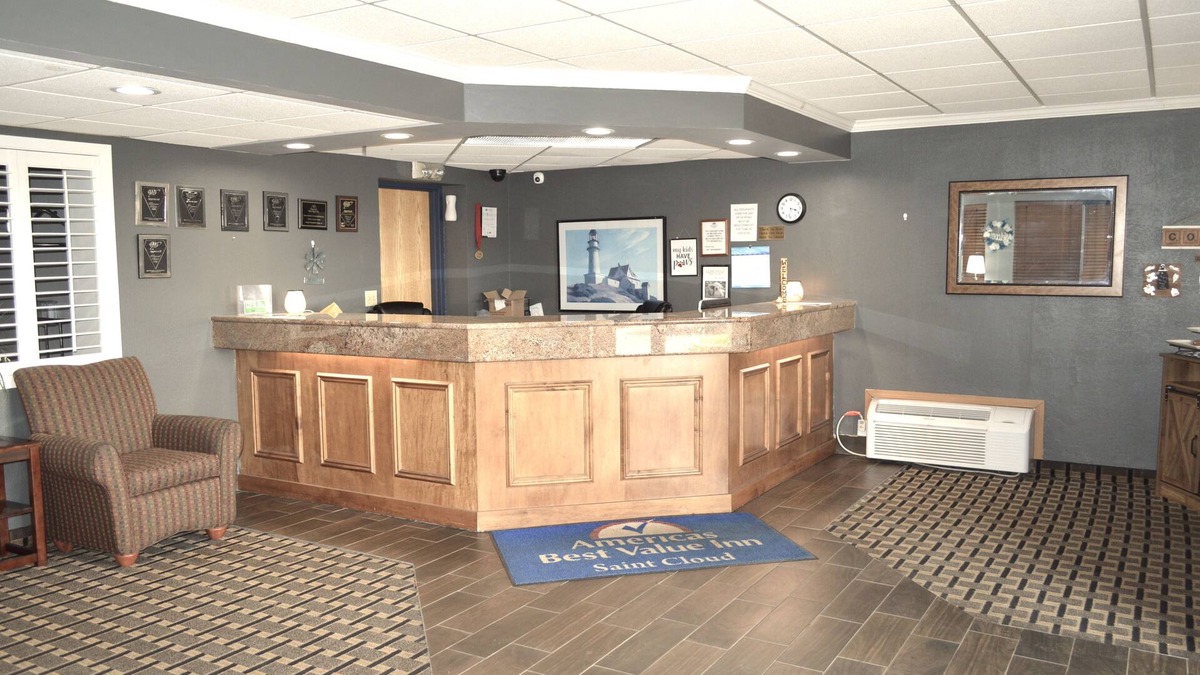 St. Cloud Hotel | Americas Best Value Inn & Suites St. Cloud