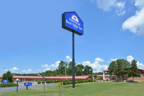 Batesville Hotel | Americas Best Value Inn - Batesville