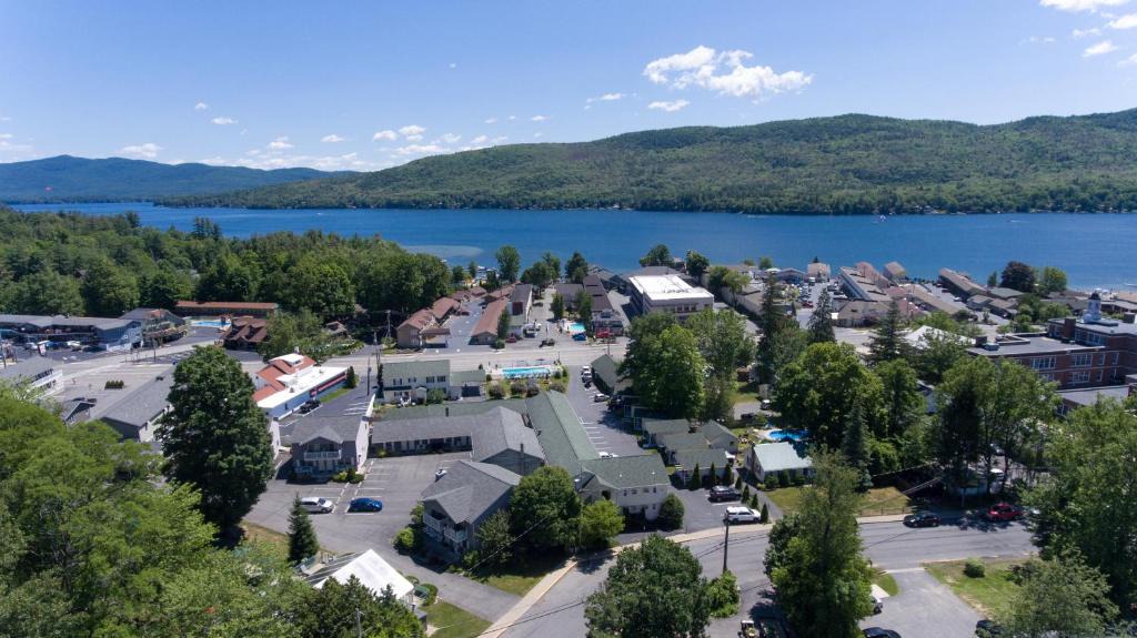 Lake George Hotel | Americas Best Value Inn & Suites Lake George