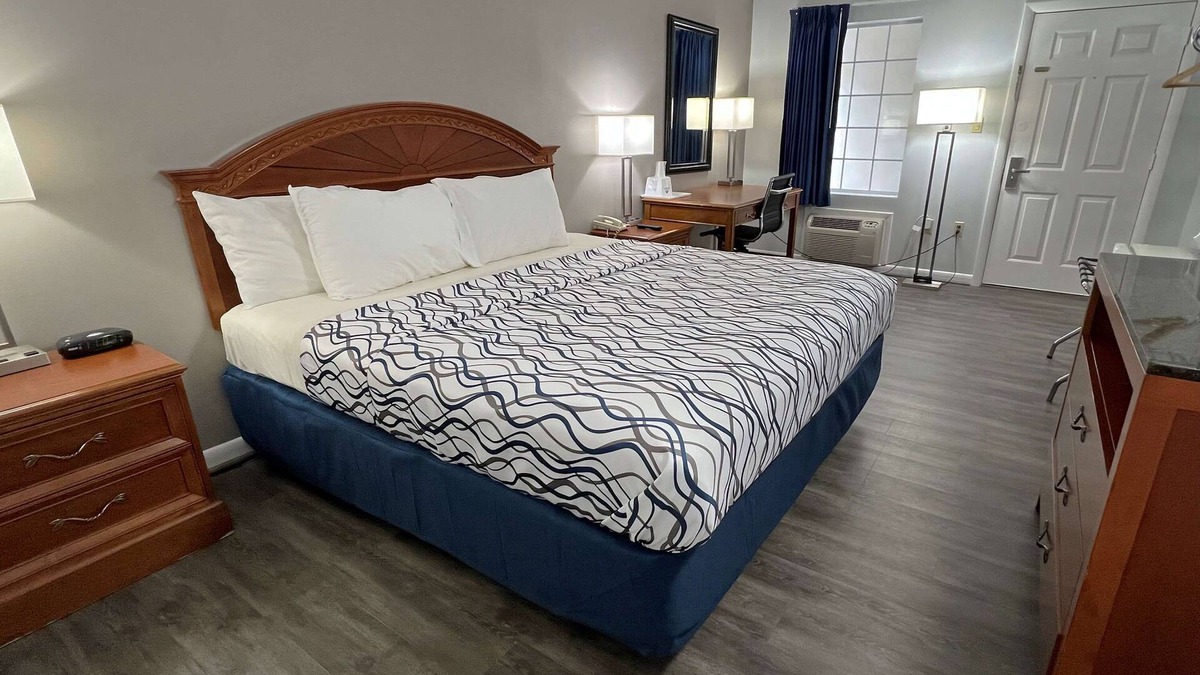 Rohrerstown Hotel | Americas Best Value Inn Lancaster