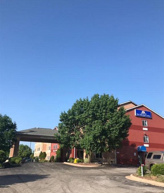 St. Charles Hotel | Americas Best Value Inn and Suites Saint Charles