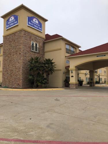 Gun Barrel City Hotel | Americas Best Value Inn - Gun Barrel City