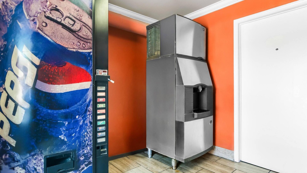 Siloam Springs Hotel | Americas Best Value Inn & Suites Siloam Springs