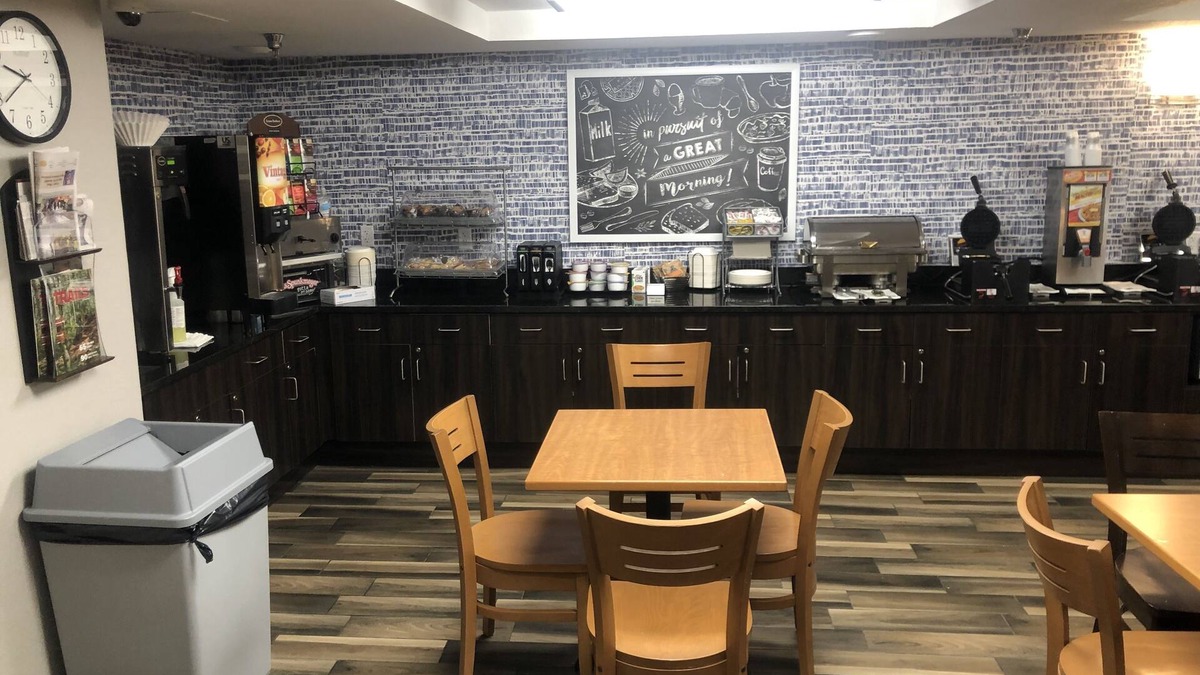 Crookston Hotel | AmericInn by Wyndham Crookston U of M Crookston