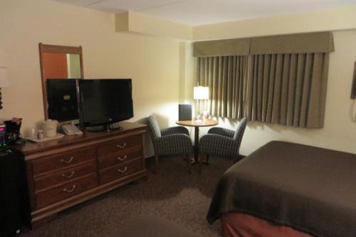 Forest Lake Hotel | AmericInn by Wyndham Forest Lake