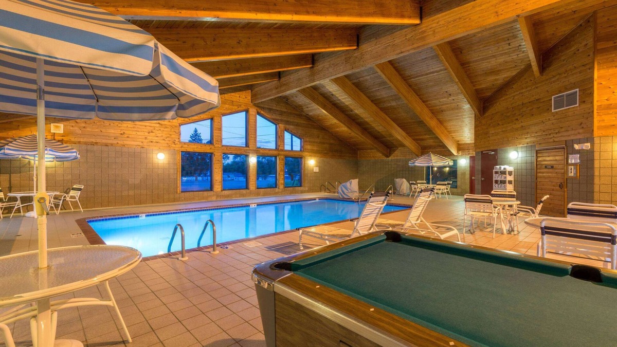 Minocqua Hotel | AmericInn by Wyndham Minocqua